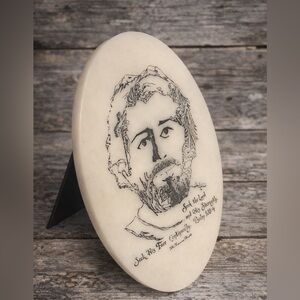 The Face Of Christ Etched Oval Stone Joe Castillo Tennessee Mint Cross